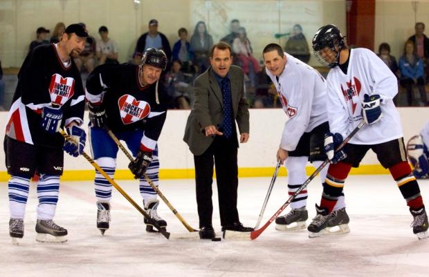 (L to R): Wendel Clark, Darryl Sittler, Dave Garland (H&S Board of Directors member), Rob Weir, Jim Cuddy — photo credit: Roger Hallett (L to R): Wendel Clark, Darryl Sittler, Dave Garland (H&S Board of Directors member), Rob Weir, Jim Cuddy — photo credit: Roger Hallett